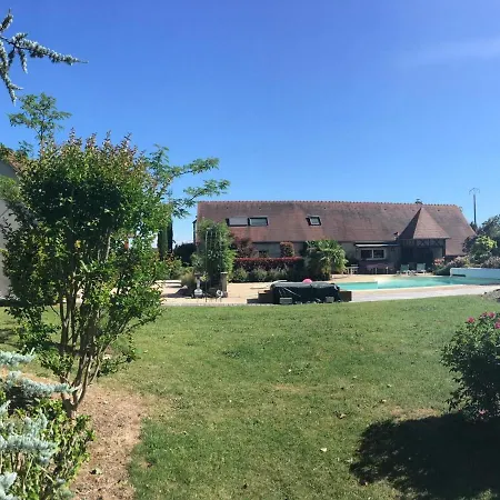 Lantställe Villa Avec Piscine Chauffee Et Jardin Pres De Moulins Toulon-sur-Allier